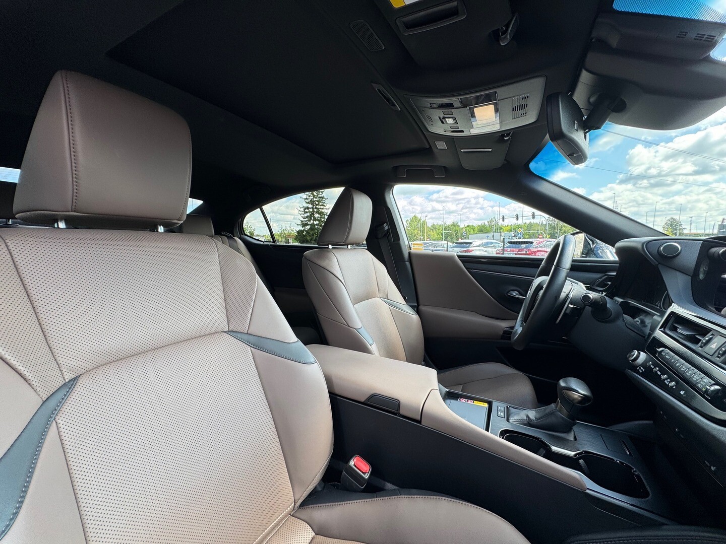 Lexus ES