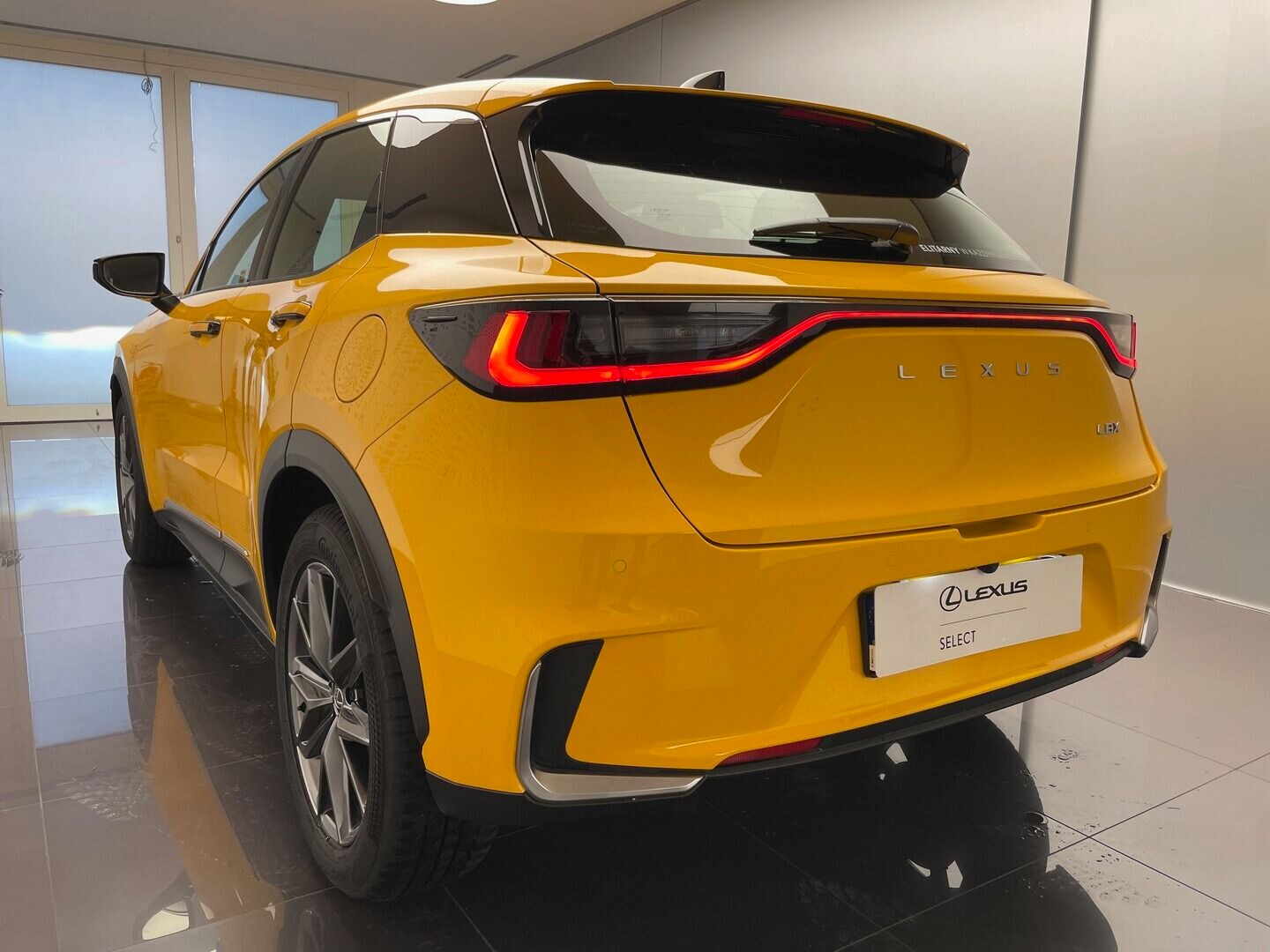 Lexus LBX