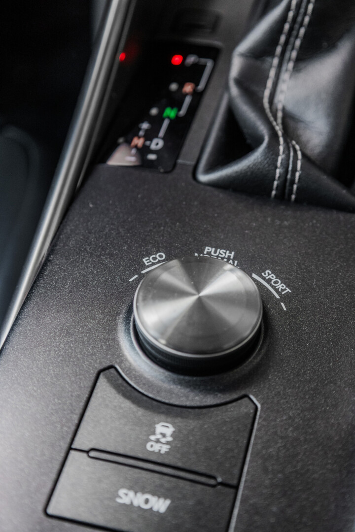 Lexus IS