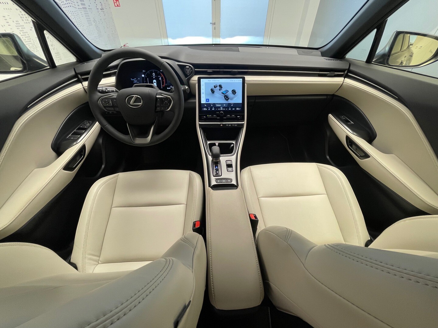 Lexus LBX