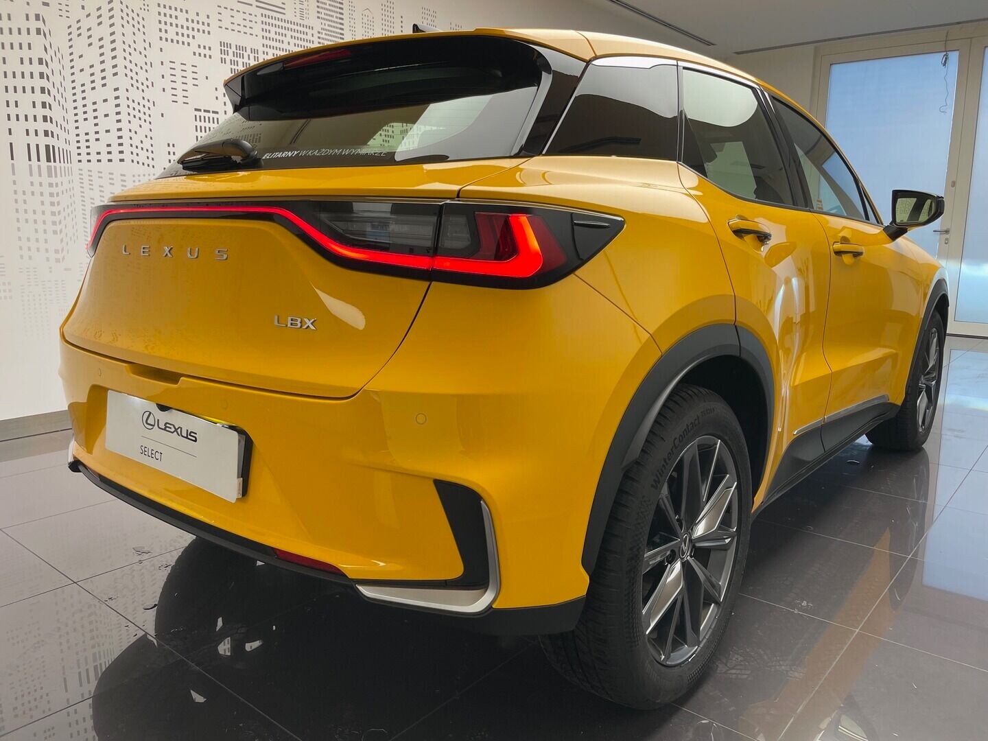 Lexus LBX