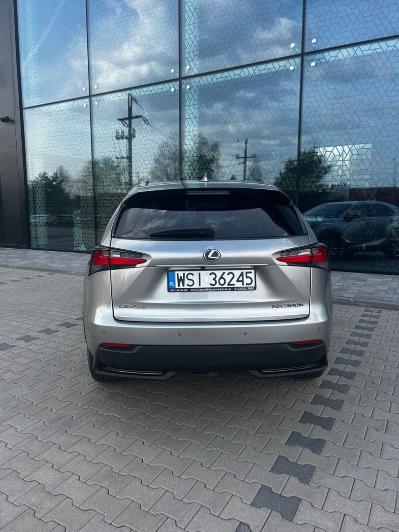 Lexus NX