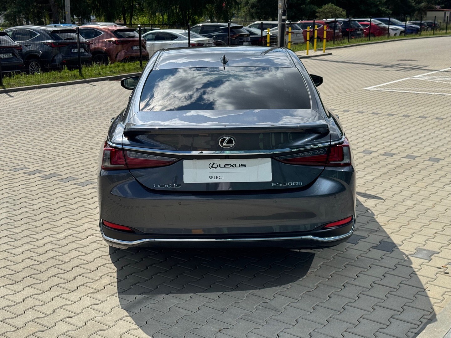 Lexus ES