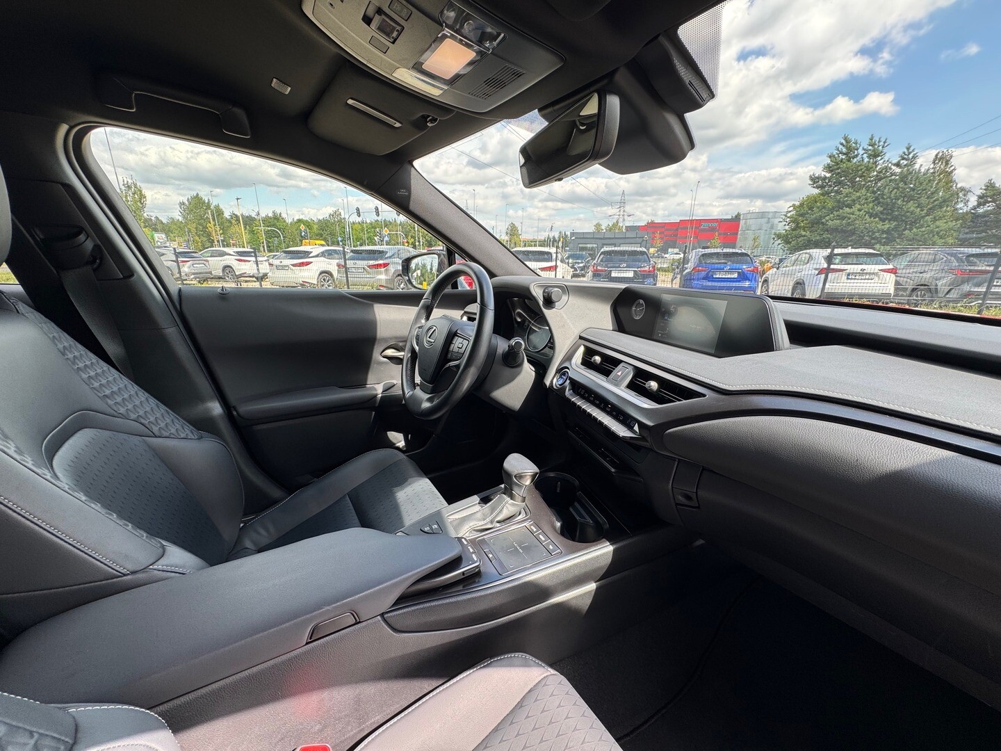 Lexus UX
